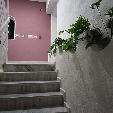 קרמסטי Pyrgos Hotel Apartments מראה חיצוני תמונה