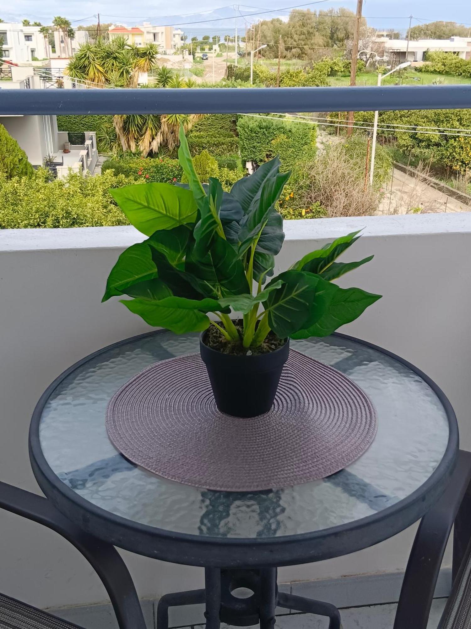 קרמסטי Pyrgos Hotel Apartments מראה חיצוני תמונה