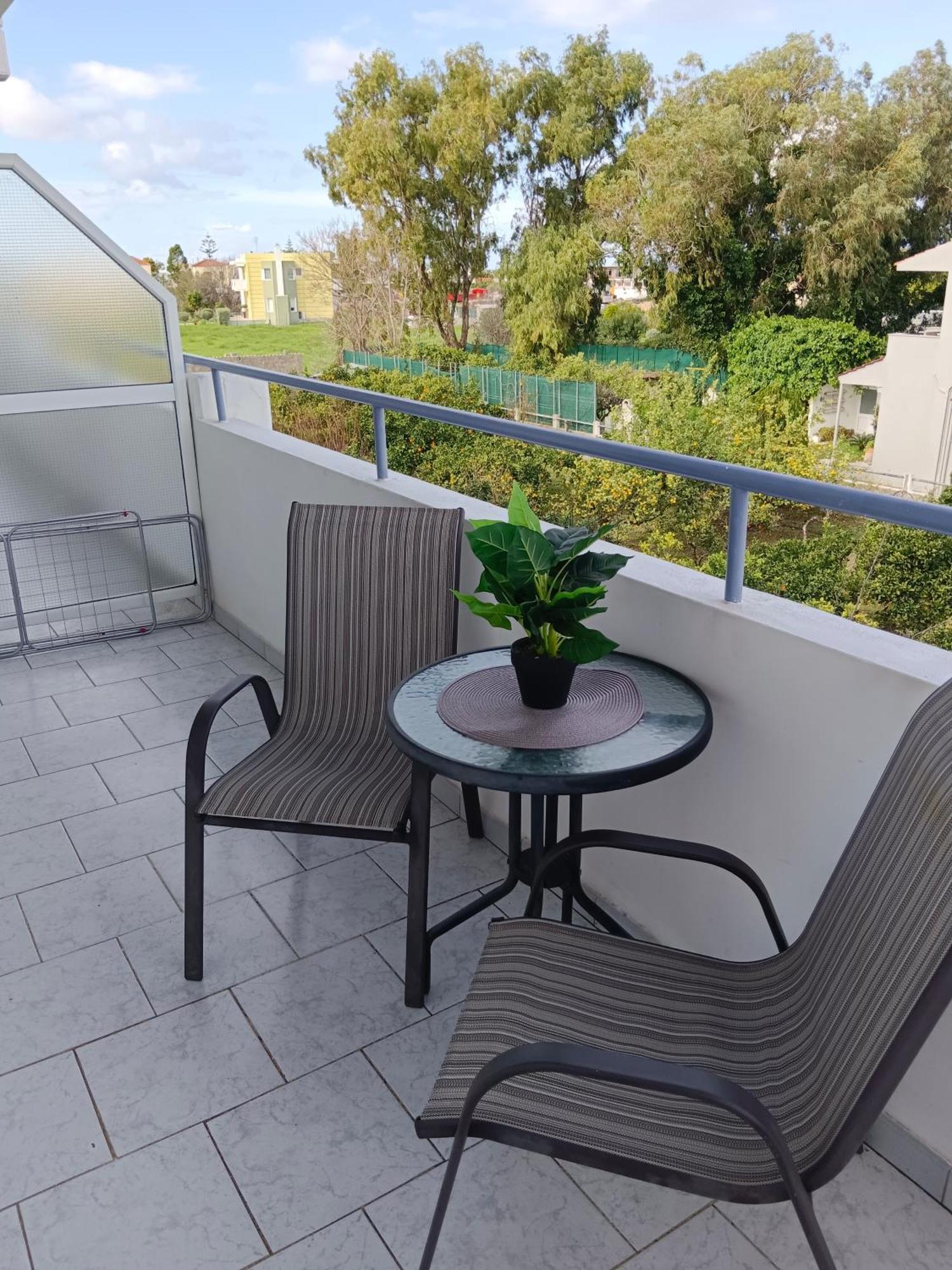 קרמסטי Pyrgos Hotel Apartments מראה חיצוני תמונה