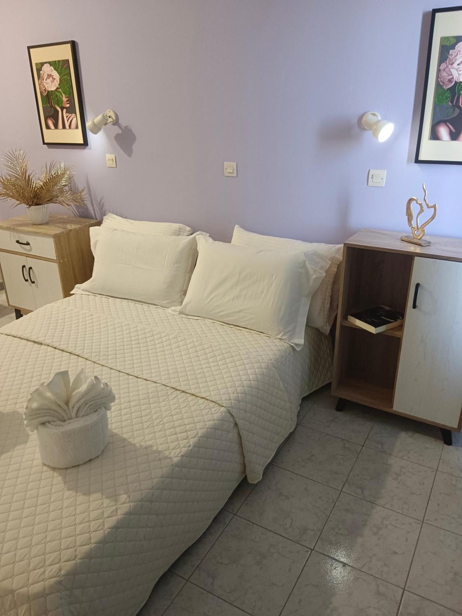 קרמסטי Pyrgos Hotel Apartments מראה חיצוני תמונה