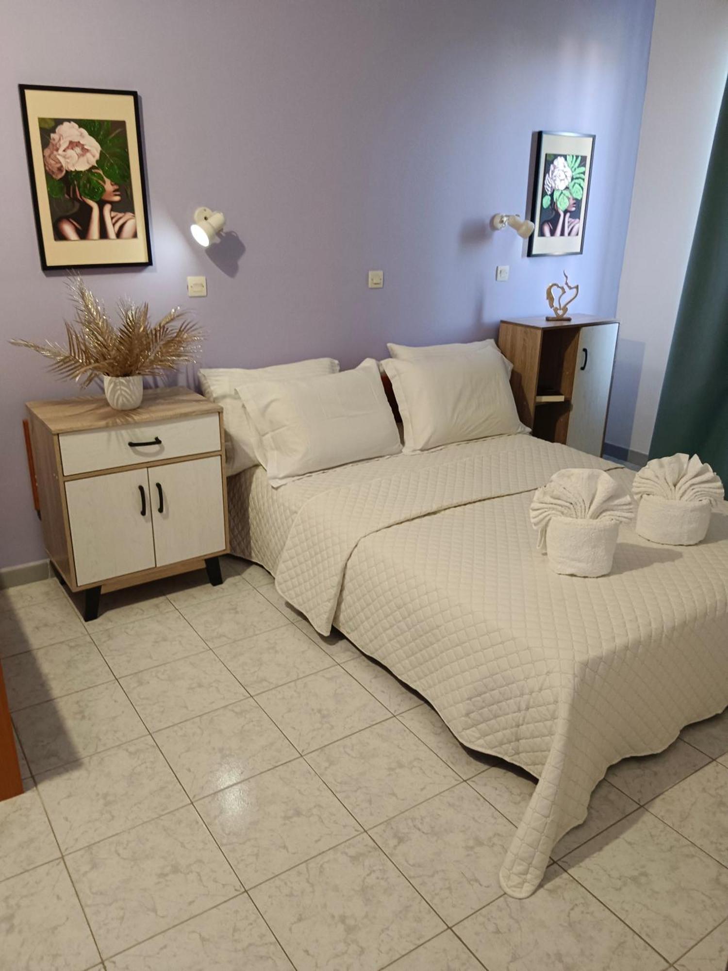 קרמסטי Pyrgos Hotel Apartments מראה חיצוני תמונה