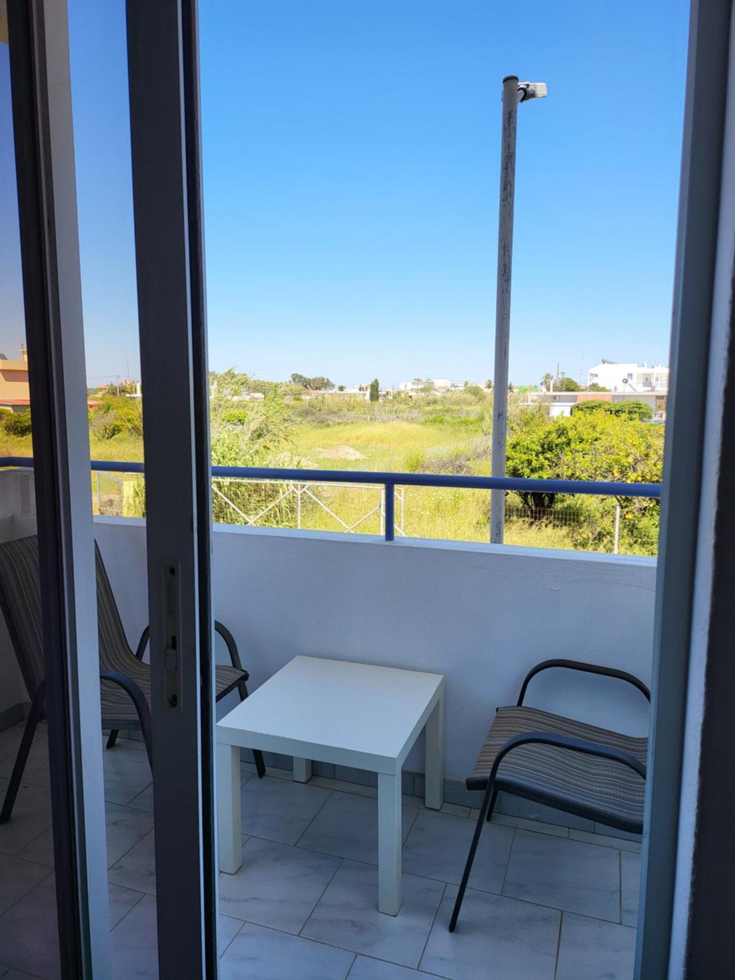 קרמסטי Pyrgos Hotel Apartments מראה חיצוני תמונה