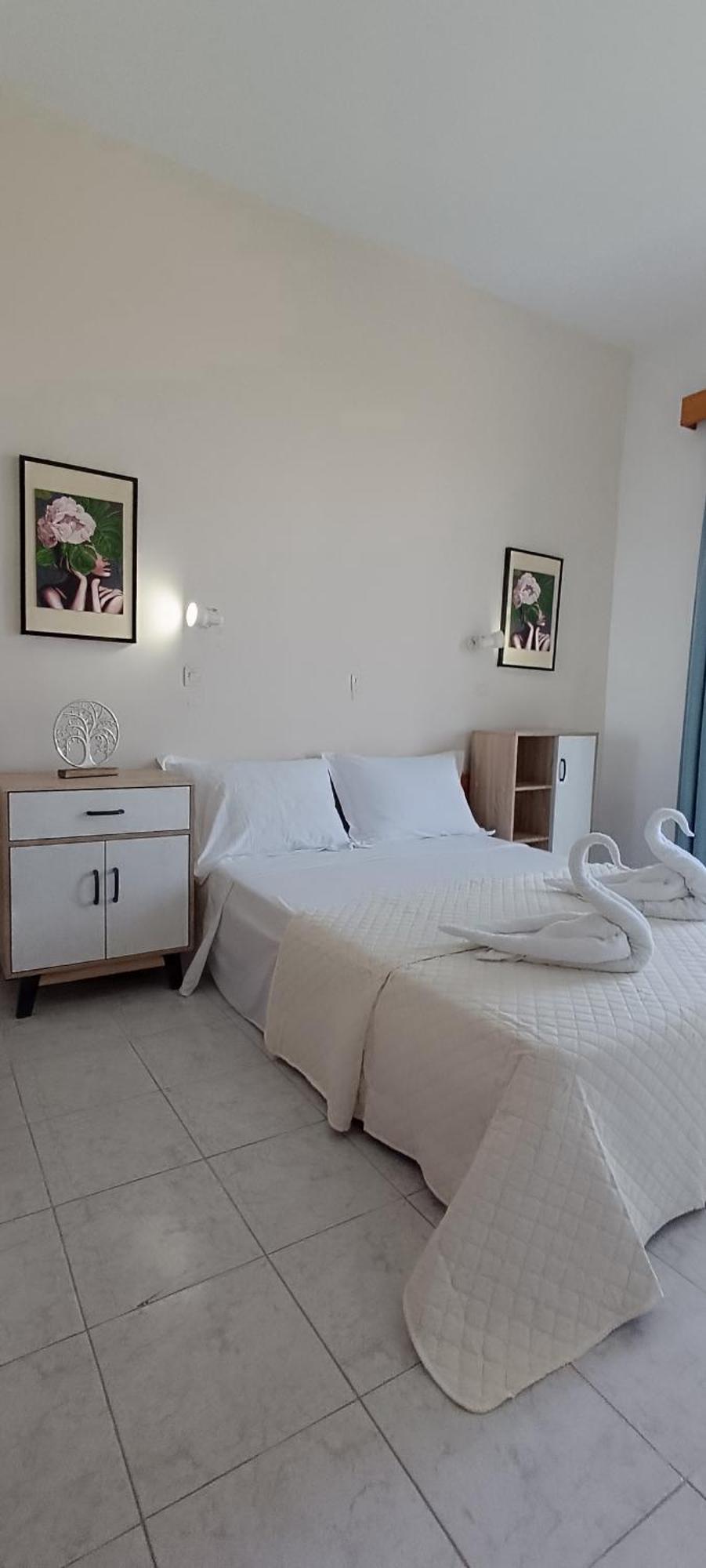 קרמסטי Pyrgos Hotel Apartments מראה חיצוני תמונה