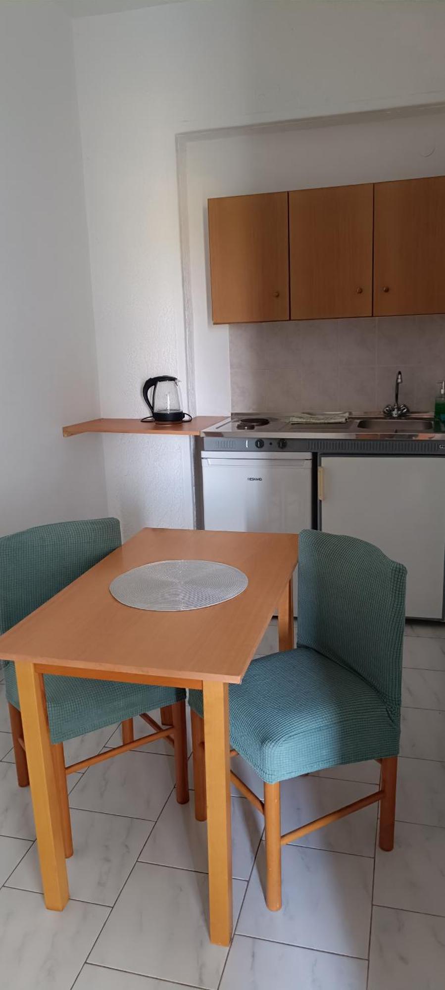 קרמסטי Pyrgos Hotel Apartments מראה חיצוני תמונה