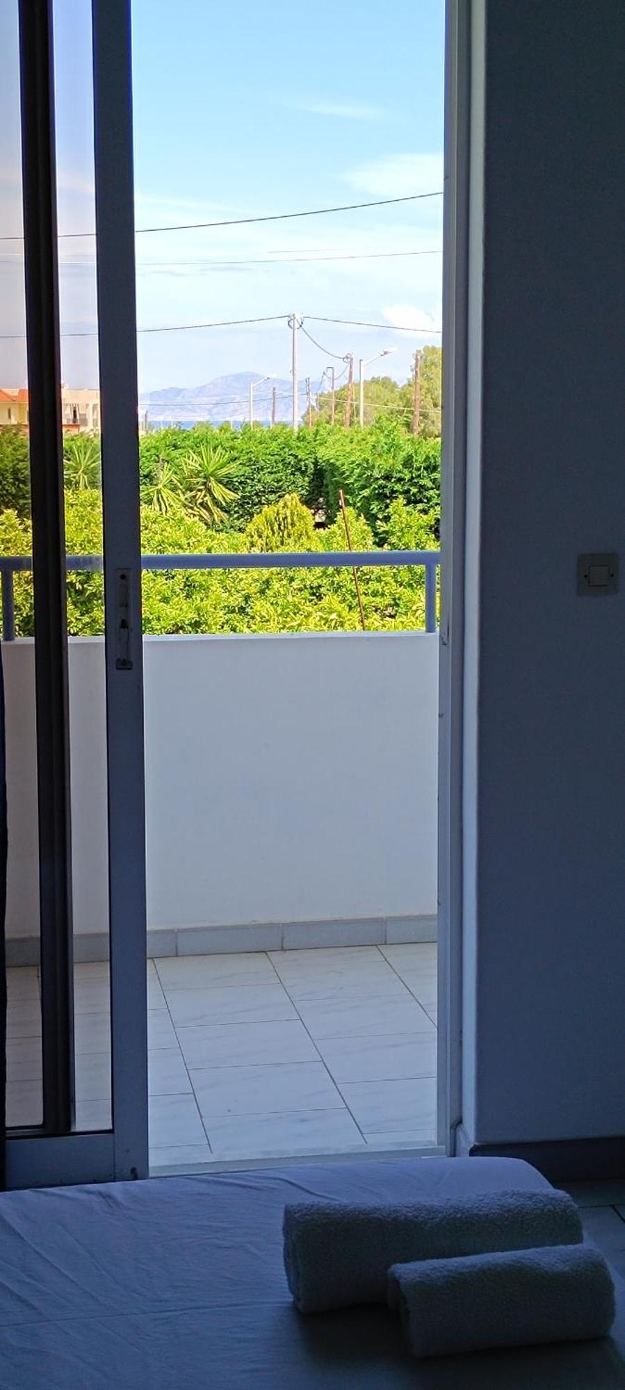 קרמסטי Pyrgos Hotel Apartments מראה חיצוני תמונה