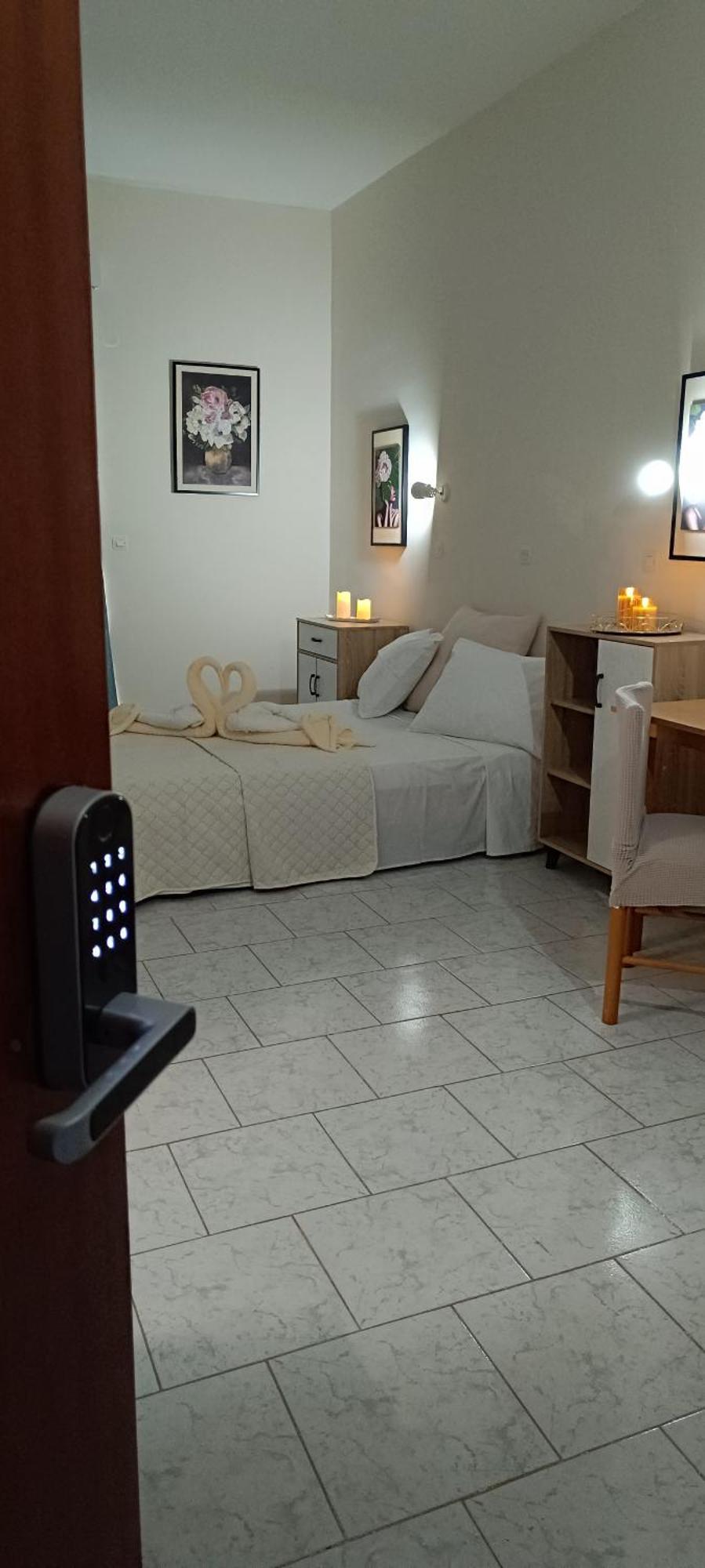 קרמסטי Pyrgos Hotel Apartments מראה חיצוני תמונה